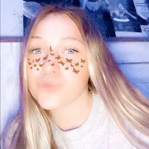 Meet your Posher, Jeorgia